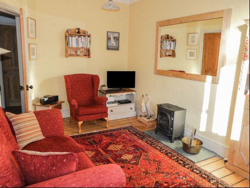 lakes-holiday-cottages-02.jpg